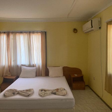 Морска База Венера Hotel Tsarevo Buitenkant foto